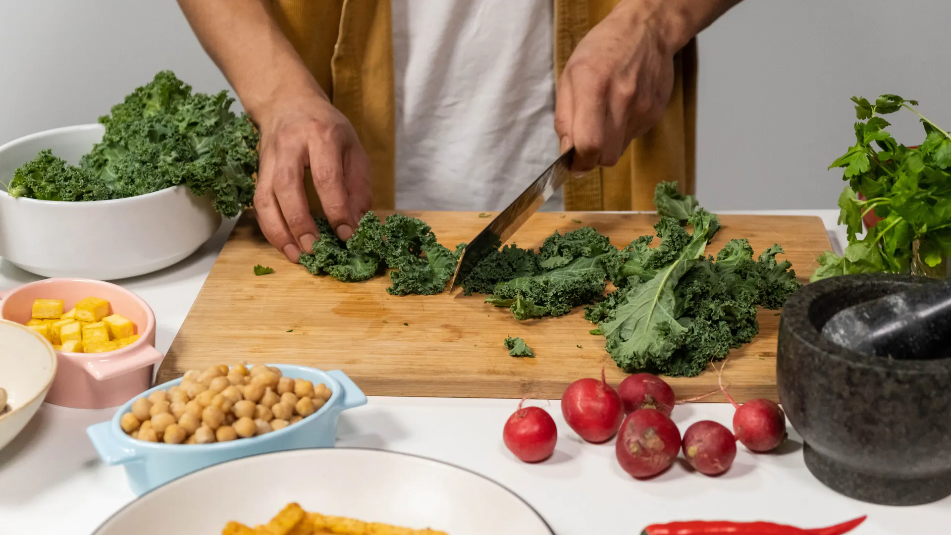 Balanced meal showing vegetables, grains and protein